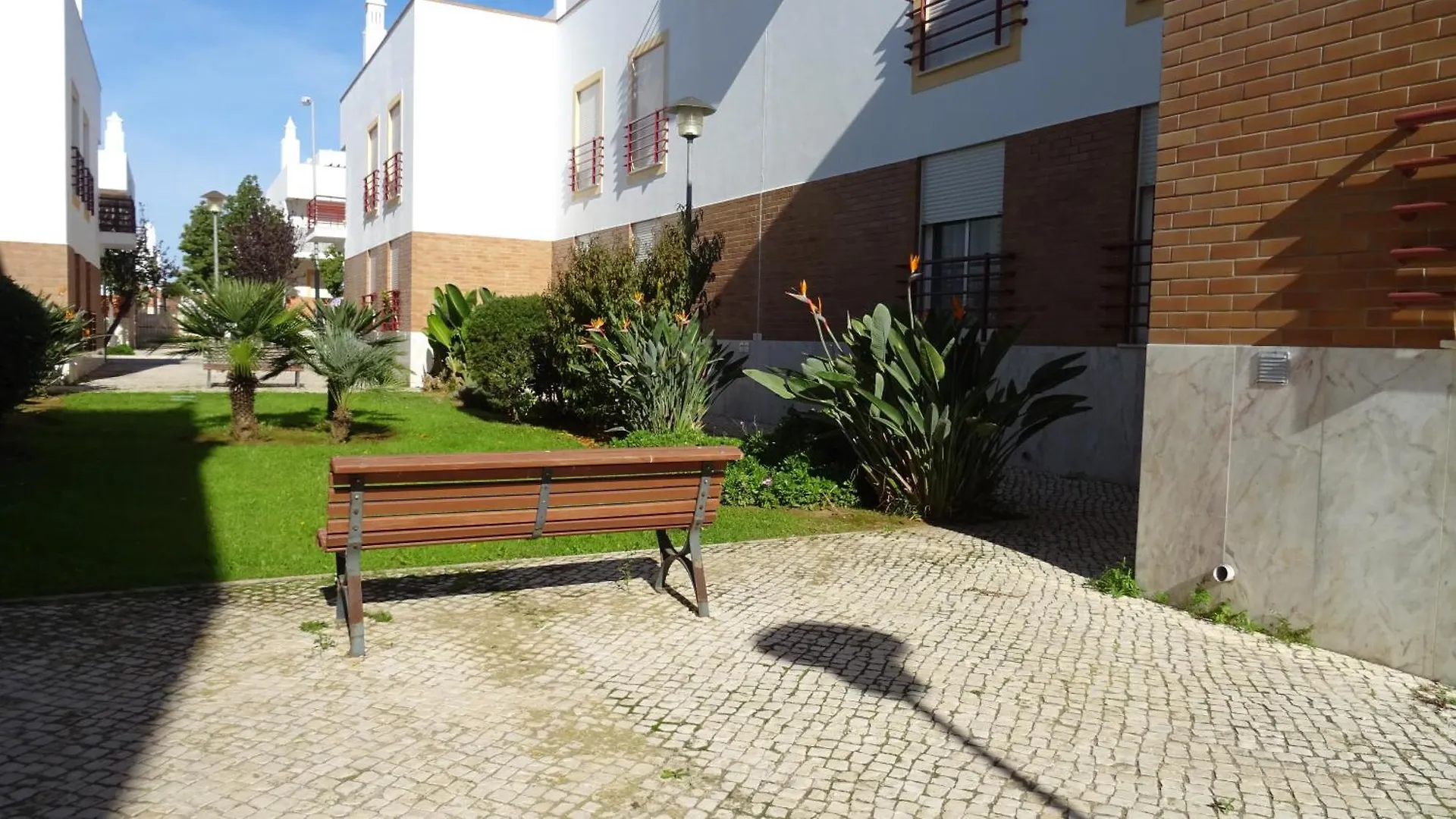 Quinta Gomeira By Amandio Batista